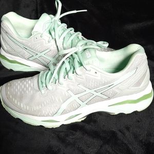 Women's ASICS gel Kayano